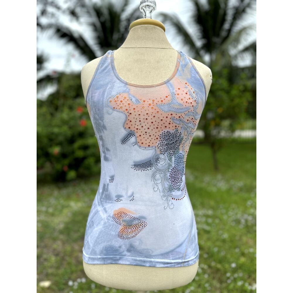 y2k M U.S.A Women Top Lady Lips Bling Artsy Newspaper Floral European Small